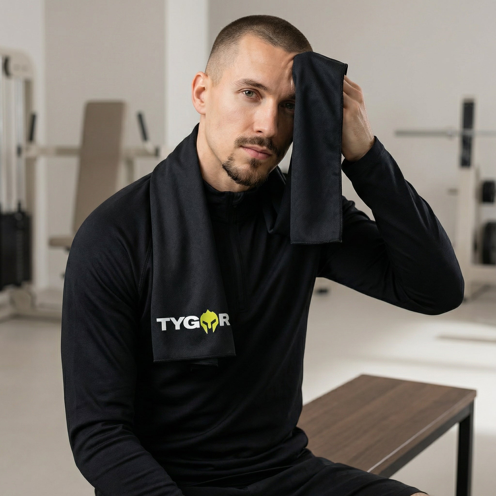 TYGOR DRY™ – Serviette Microfibre Haute Performance | Séchage Rapide & Ultra Absorbante